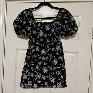 Franki by Francesca's Girls Black Dress with White Floral Design YTH 10